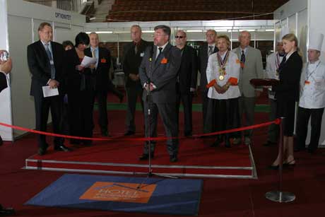   ����� Hotel Equipment 2004 