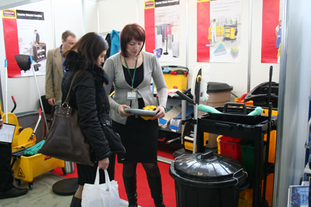  13-� ������������� �������� � ����������� ��������� ������� ���������� � �����-���������� 